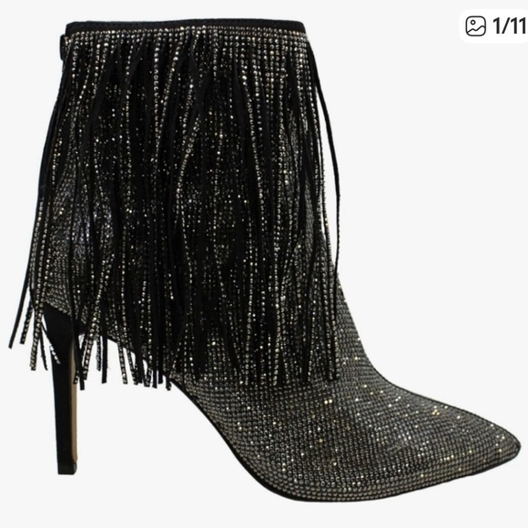Andiamo Shoes - ANDIAMO Afringe
Rhinestone Fringe
Sparkle Heeled stiletto Booties